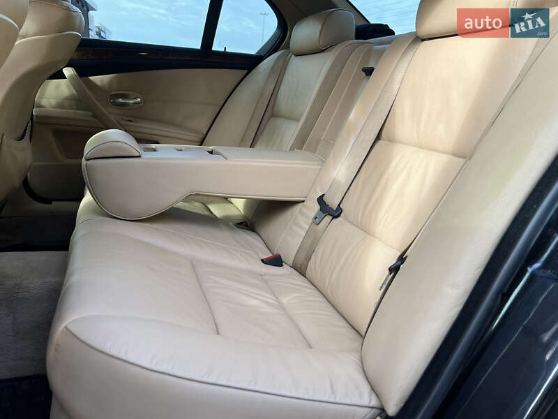 Седан BMW 5 Series 2007 в Киеве