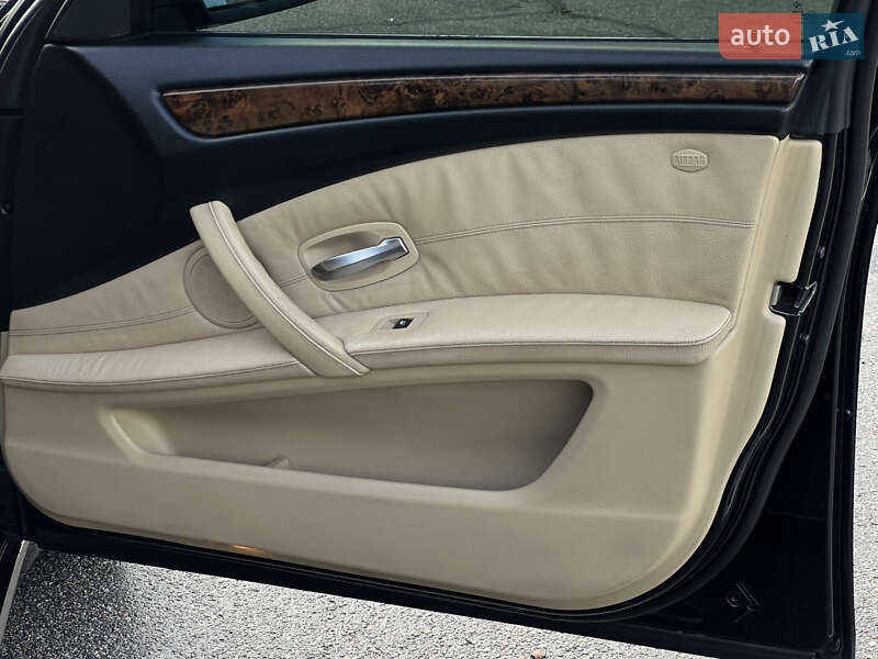 Седан BMW 5 Series 2007 в Киеве