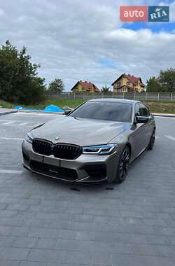 Седан BMW 5 Series 2017 в Львове