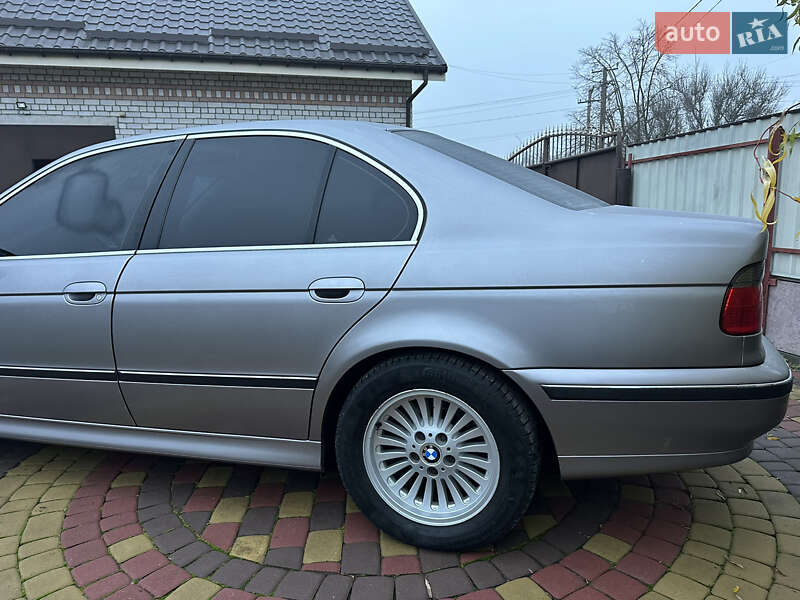 Седан BMW 5 Series 1996 в Решетиловке