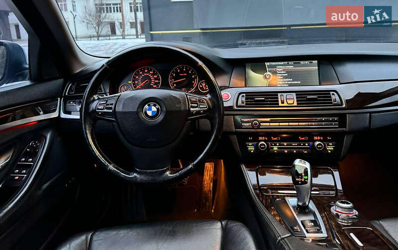 Седан BMW 5 Series 2011 в Богодухіву