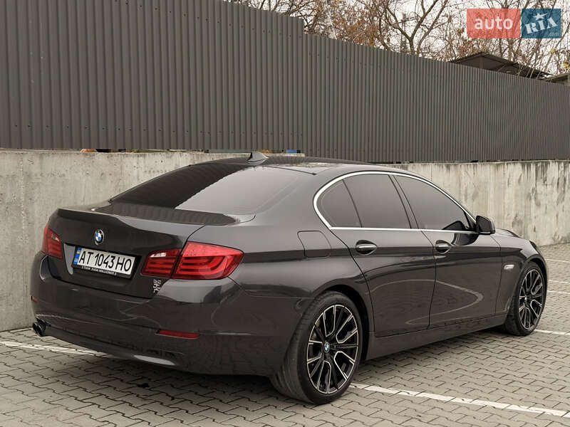Седан BMW 5 Series 2010 в Тернополе
