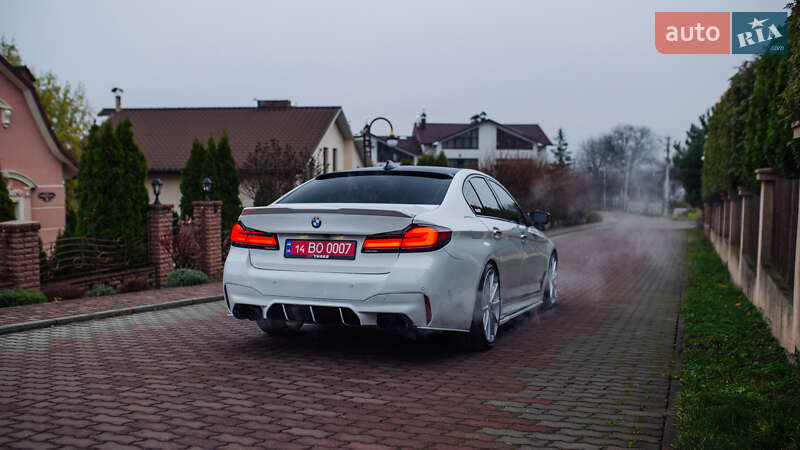 Седан BMW 5 Series 2017 в Залещиках
