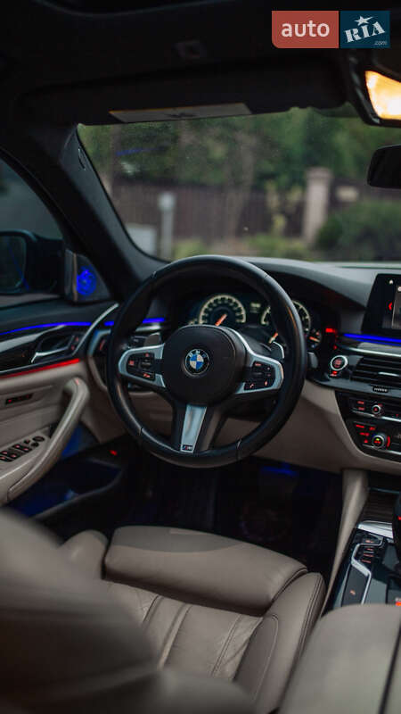Седан BMW 5 Series 2017 в Залещиках