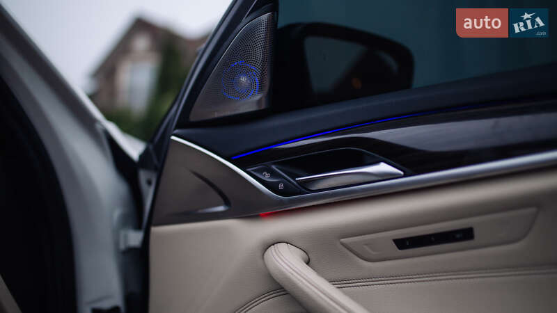 Седан BMW 5 Series 2017 в Залещиках