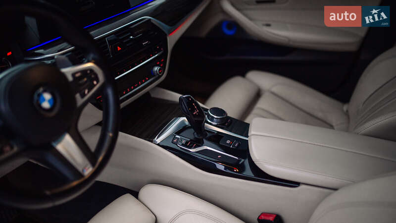 Седан BMW 5 Series 2017 в Залещиках