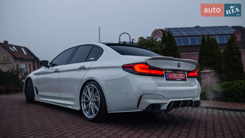 Седан BMW 5 Series 2017 в Залещиках