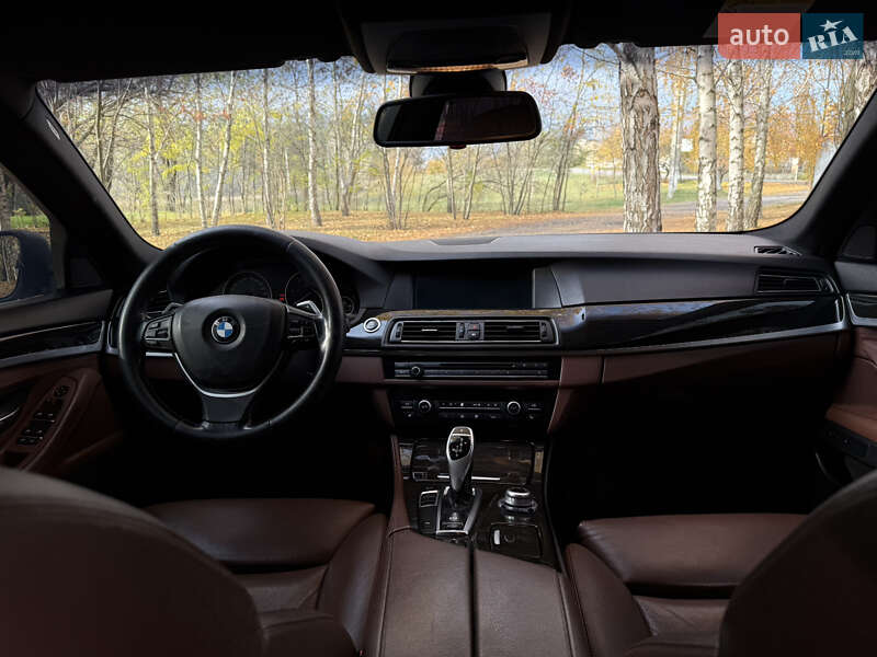 Седан BMW 5 Series 2010 в Виннице
