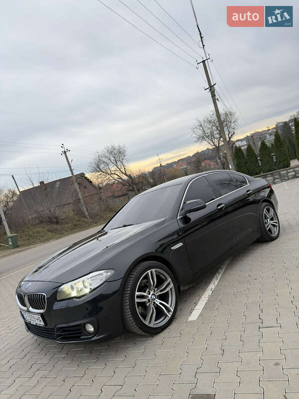 Седан BMW 5 Series 2012 в Черновцах