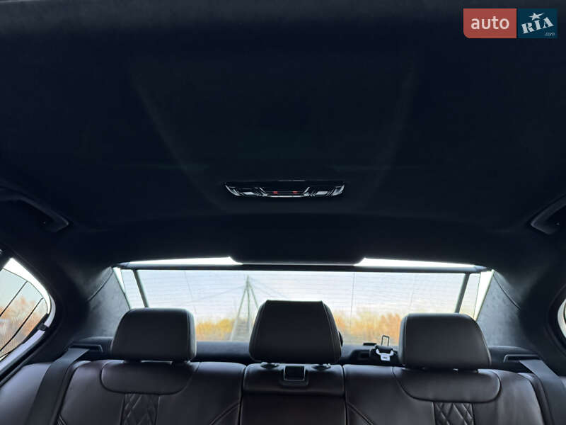 Седан BMW 5 Series 2018 в Ужгороде фото 50 Седан BMW 5 Series 2018 в Ужгороде