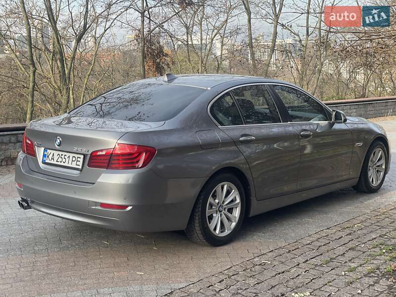 Седан BMW 5 Series 2015 в Києві