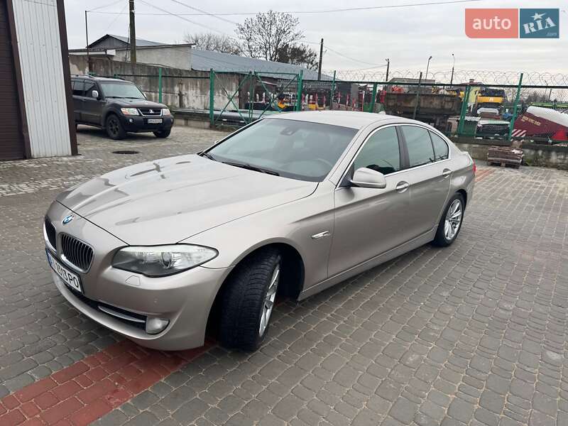 Седан BMW 5 Series 2011 в Житомире