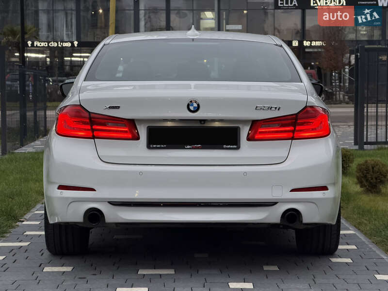 Седан BMW 5 Series 2017 в Ужгороді