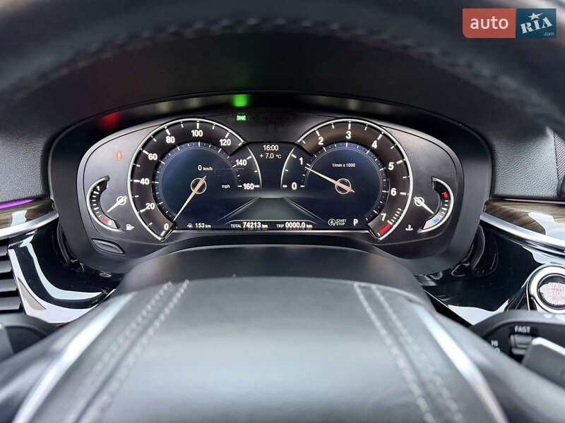 Седан BMW 5 Series 2017 в Ужгороді