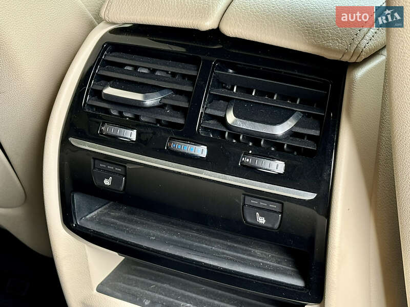 Седан BMW 5 Series 2017 в Ужгороде