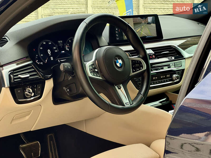 Седан BMW 5 Series 2017 в Ужгороде