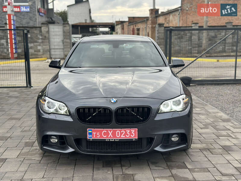 Седан BMW 5 Series 2015 в Ровно