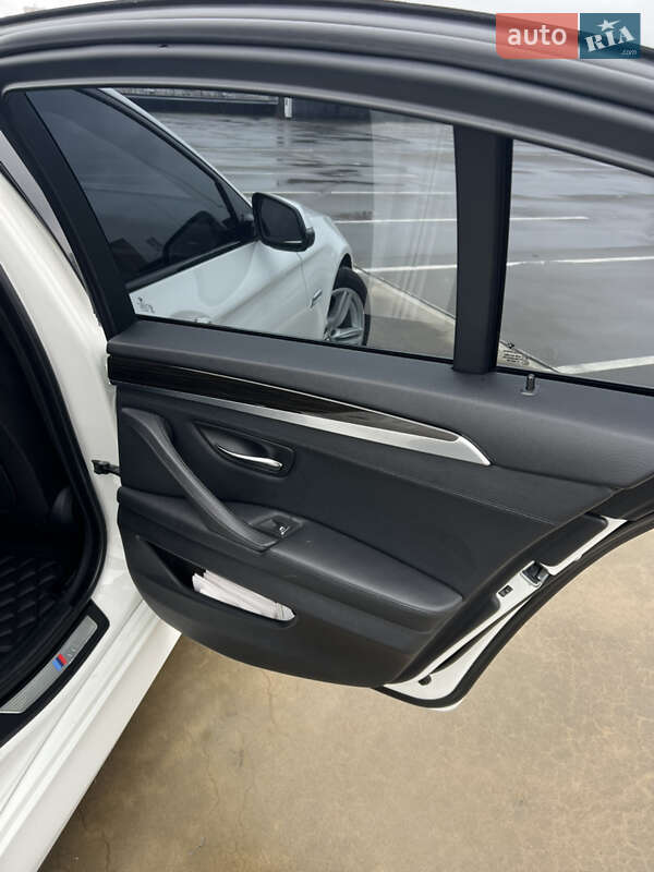 Седан BMW 5 Series 2013 в Киеве