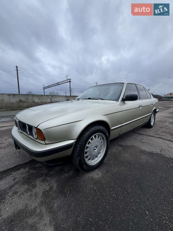 Седан BMW 5 Series 1988 в Попельне фото 9 Седан BMW 5 Series 1988 в Попельне