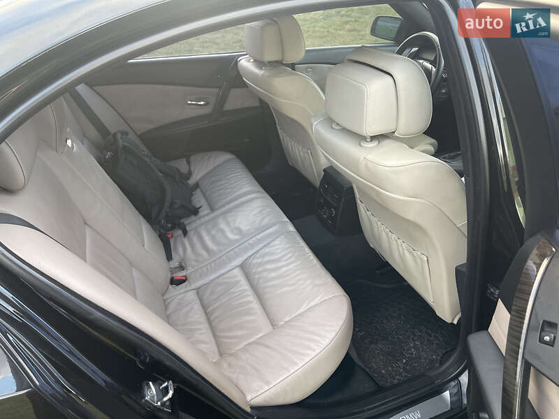 Седан BMW 5 Series 2005 в Бершади