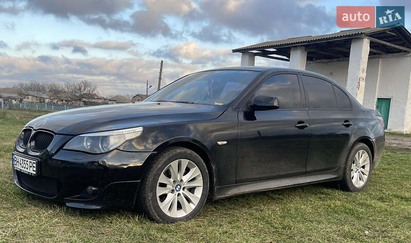Седан BMW 5 Series 2005 в Бершади