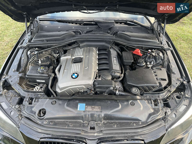 Седан BMW 5 Series 2005 в Бершади