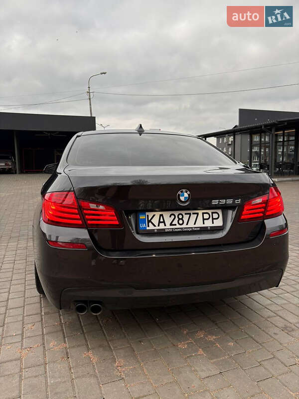 Седан BMW 5 Series 2013 в Киеве