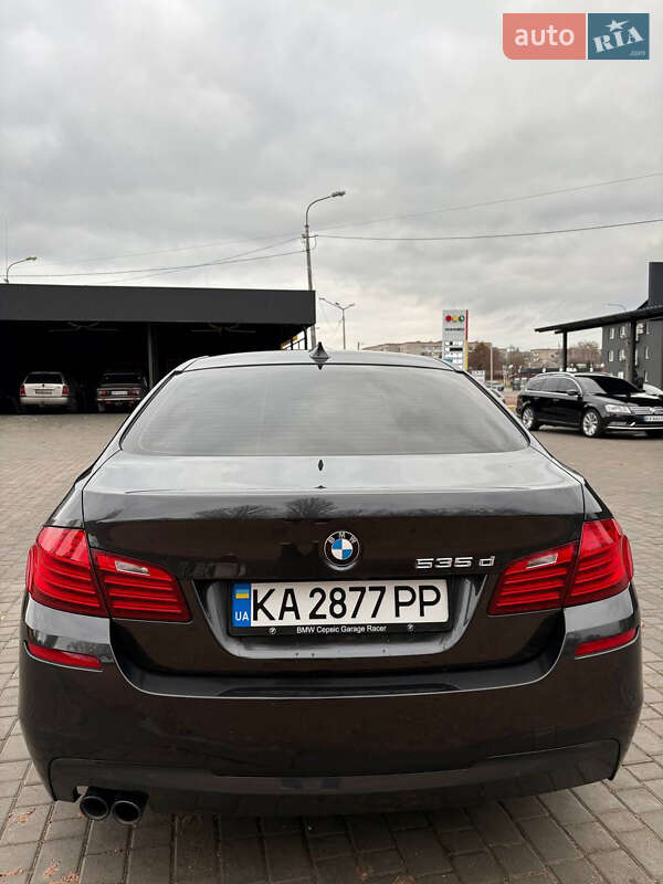 Седан BMW 5 Series 2013 в Киеве