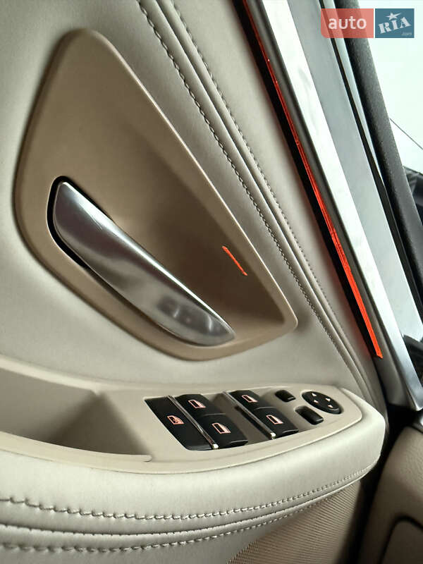 Седан BMW 5 Series 2013 в Киеве