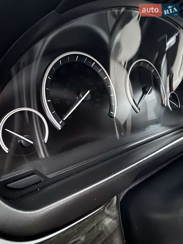 Седан BMW 5 Series 2013 в Киеве