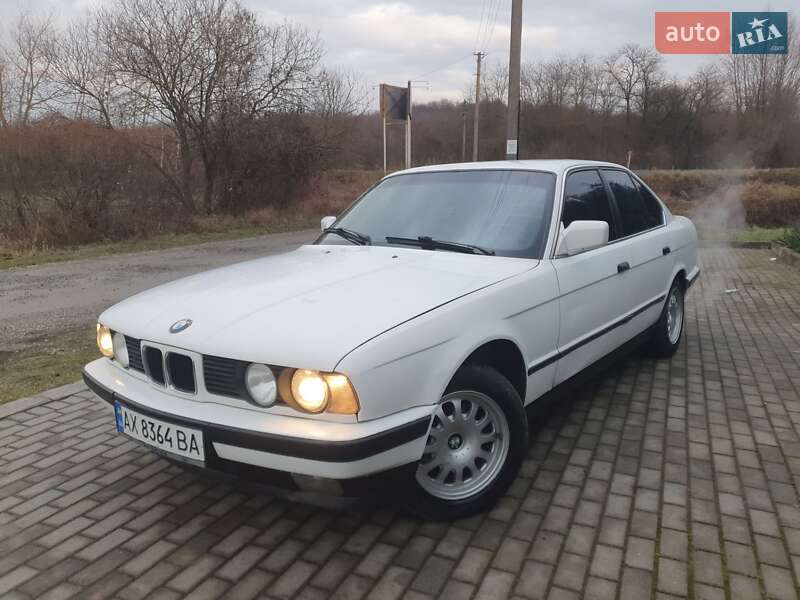 Седан BMW 5 Series 1988 в Ивано-Франковске