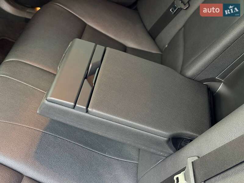 Седан BMW 5 Series 2016 в Кривом Роге