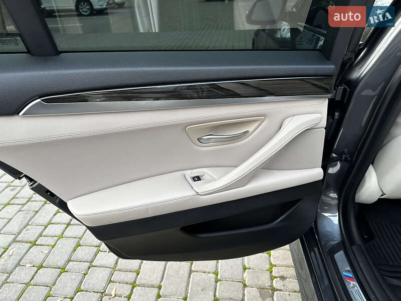 Седан BMW 5 Series 2016 в Одесі