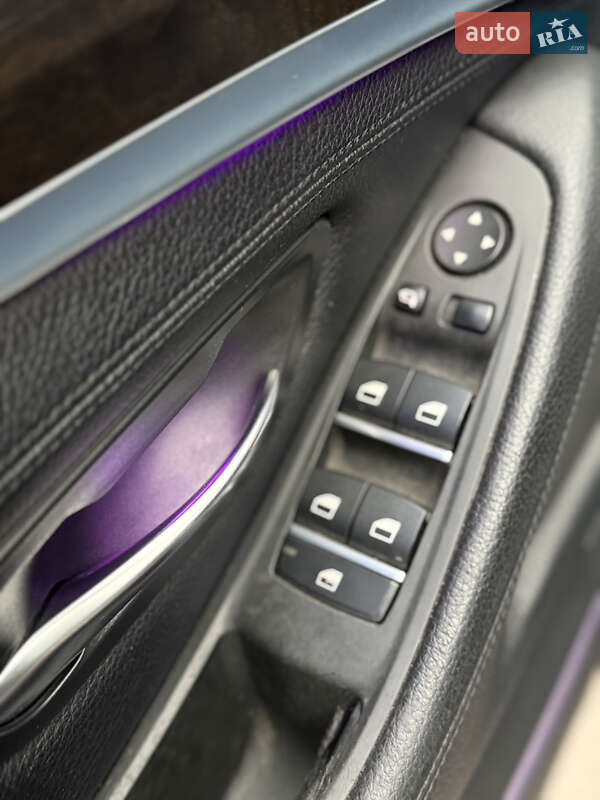 Седан BMW 5 Series 2012 в Сумах