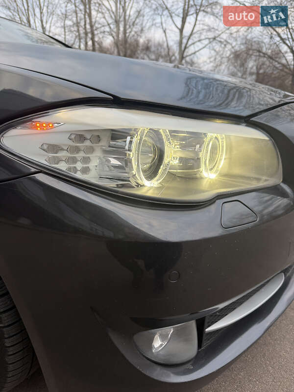 Седан BMW 5 Series 2012 в Сумах