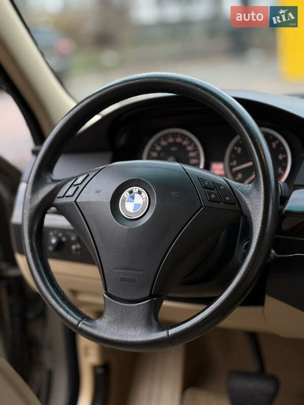 Седан BMW 5 Series 2005 в Киеве