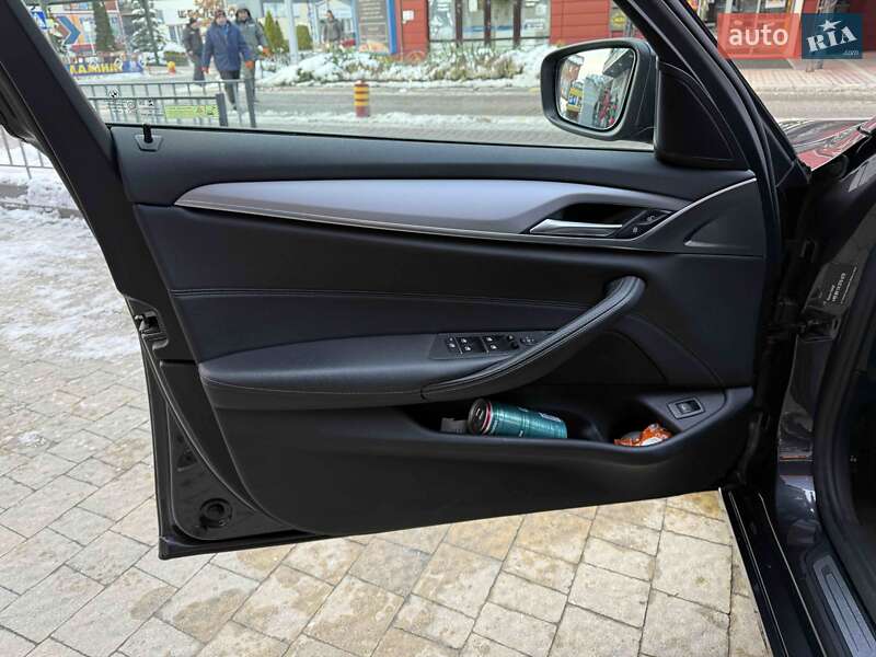 Универсал BMW 5 Series 2021 в Львове фото 13 Универсал BMW 5 Series 2021 в Львове