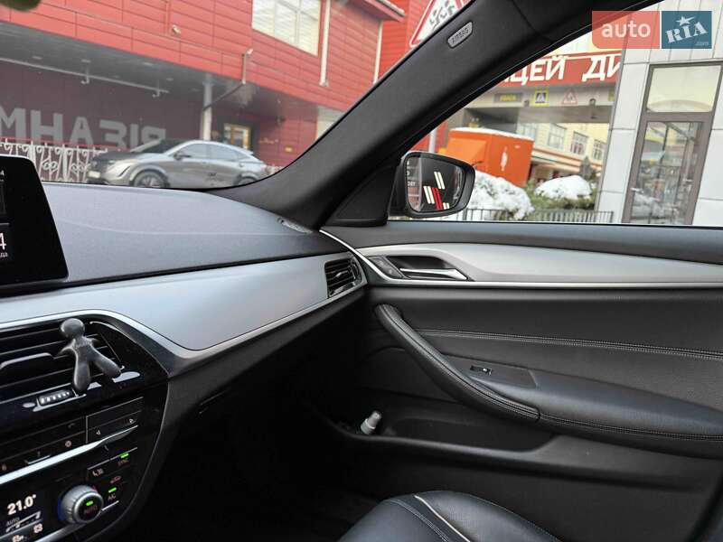 Универсал BMW 5 Series 2021 в Львове фото 27 Универсал BMW 5 Series 2021 в Львове