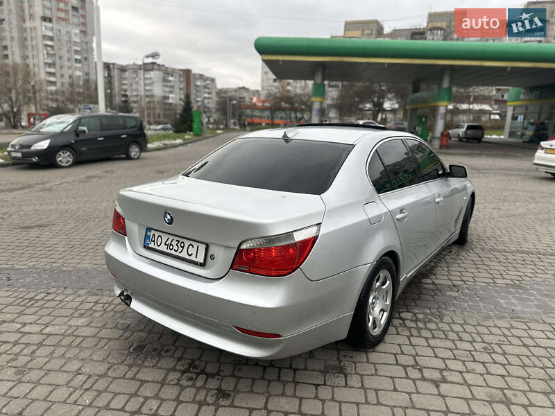 Седан BMW 5 Series 2004 в Львове