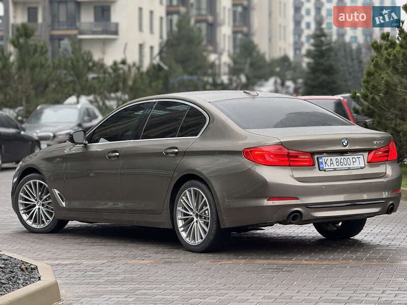 Седан BMW 5 Series 2017 в Киеве