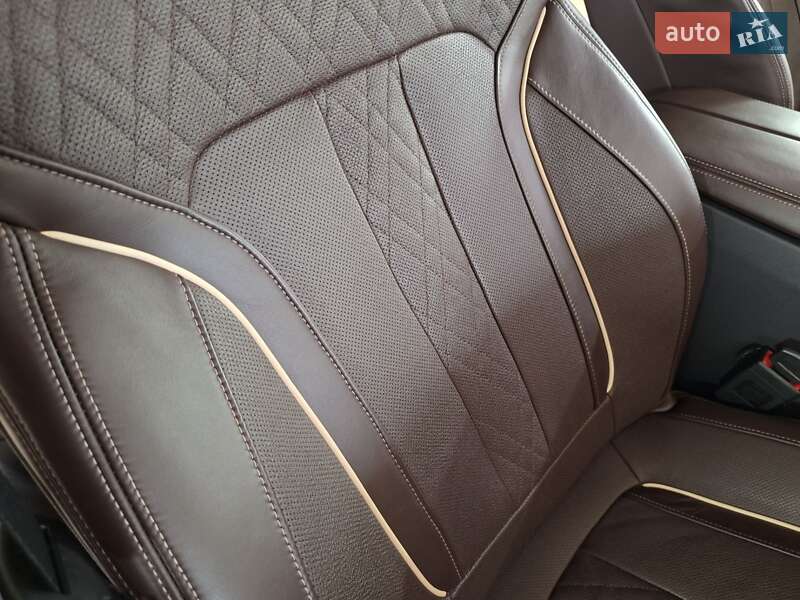 Седан BMW 5 Series 2017 в Николаеве