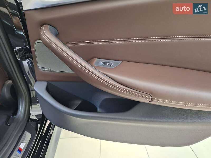 Седан BMW 5 Series 2017 в Николаеве