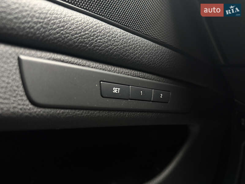 Седан BMW 5 Series 2015 в Житомирі