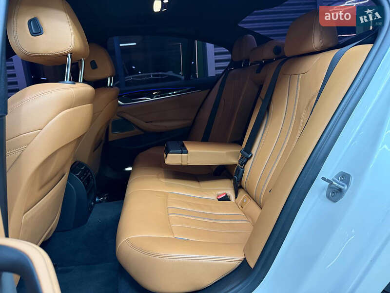 Седан BMW 5 Series 2018 в Києві