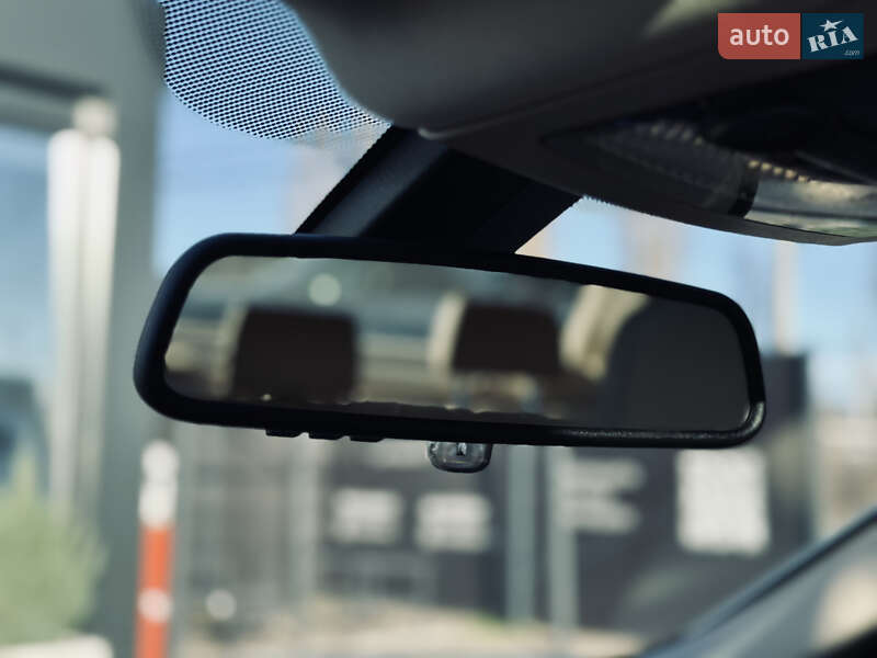 Седан BMW 5 Series 2012 в Кременчуге