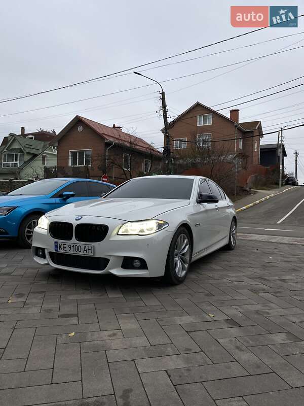 Седан BMW 5 Series 2015 в Ирпене