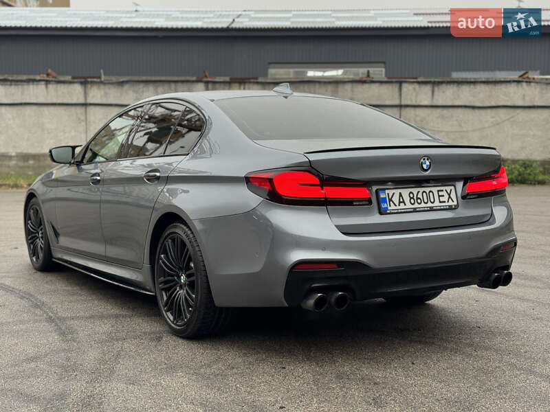 Седан BMW 5 Series 2017 в Киеве