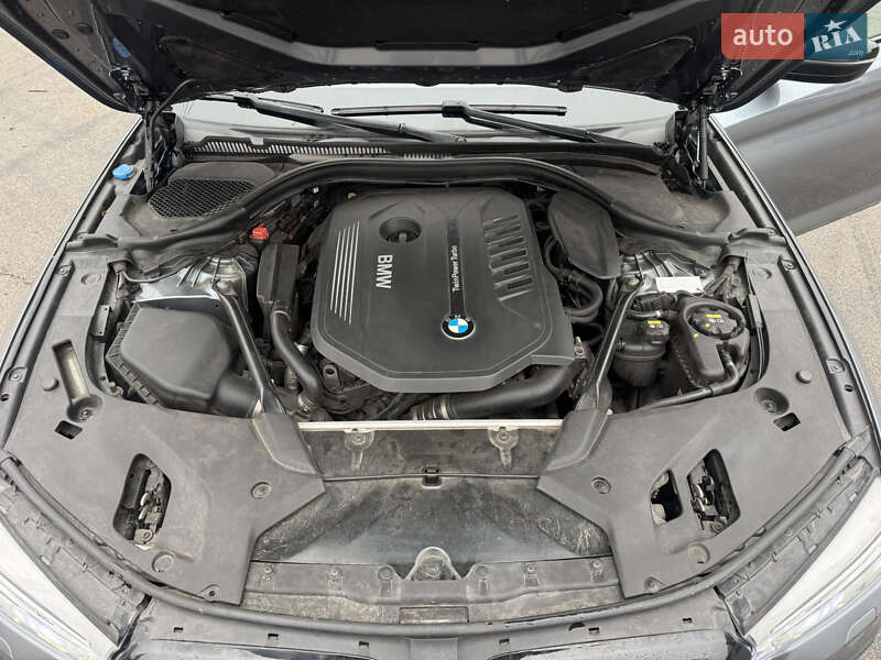 Седан BMW 5 Series 2017 в Киеве