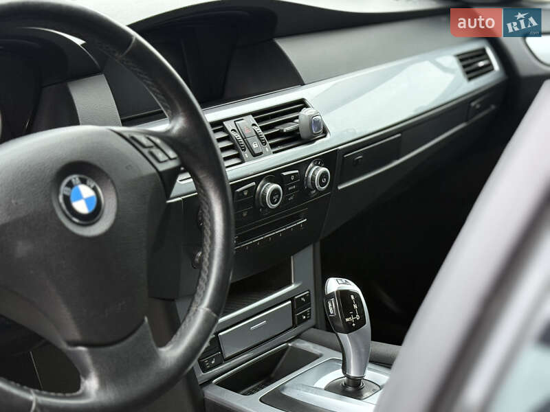 Седан BMW 5 Series 2009 в Тернополі