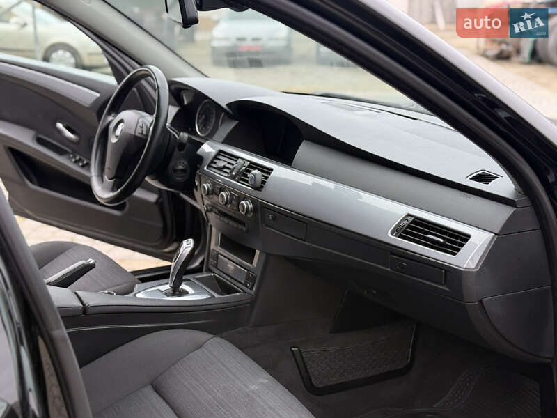 Седан BMW 5 Series 2009 в Тернополі